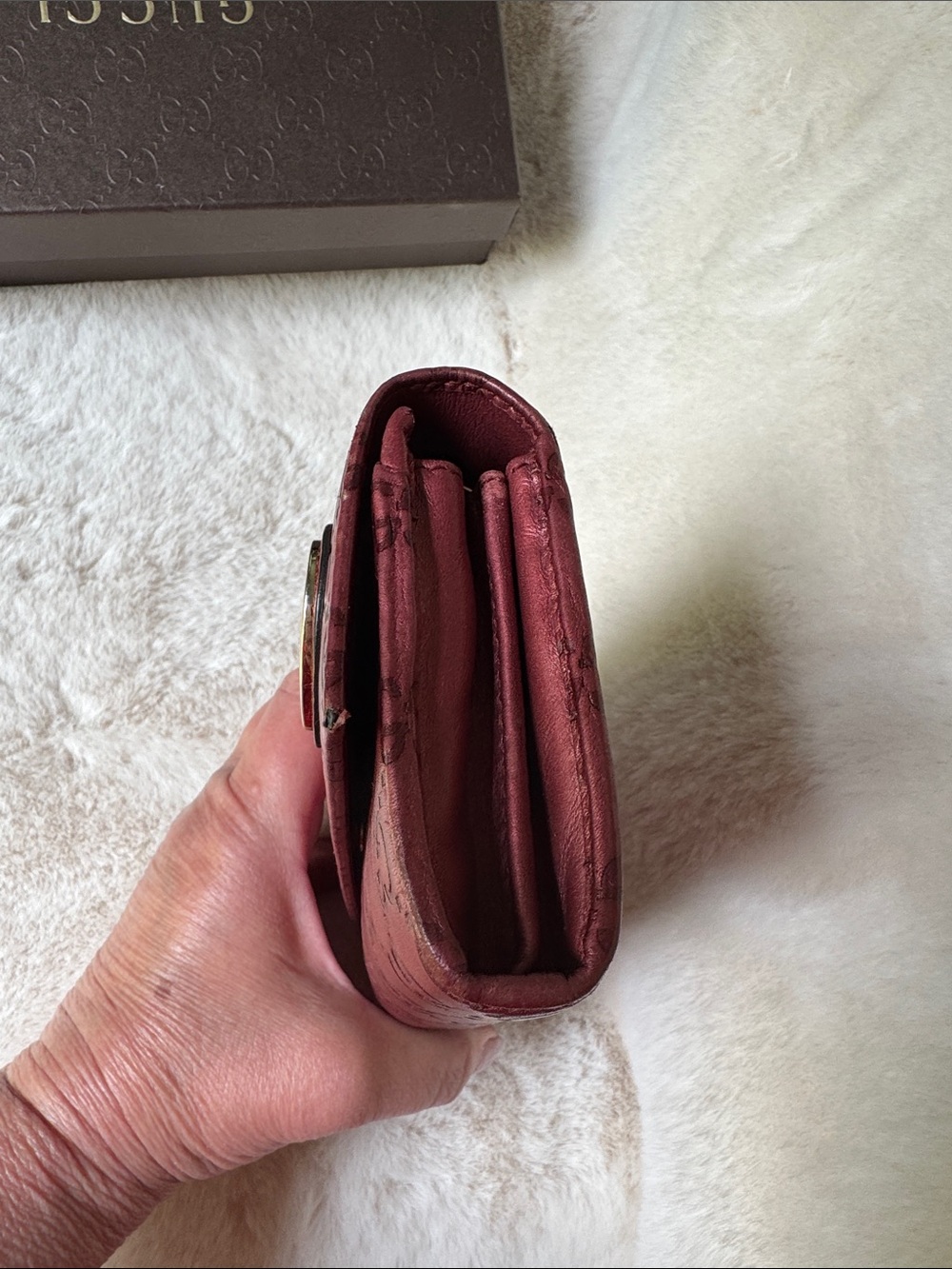 Gucci Raspberry GG Heart Continental Wallet with Gold Accent - Picture 11 of 13